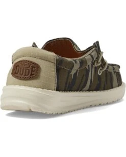 Hey Dude Kids Wally Mossy Oak® Original Bottomland® (Toddler) | Sneakers & Athletic Shoes -Hey Dude Shop 71Ld6gcWiSL. AC SR736920